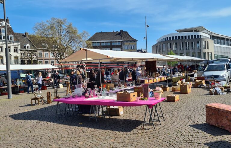 Kerstfair Oostvoorne — markt-eten in Oostvoorne